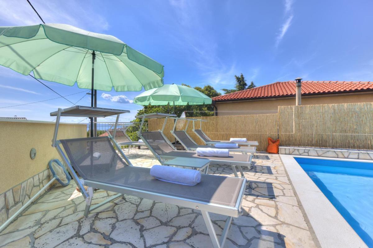 Villa Dalmare Novi Vinodolski Ngoại thất bức ảnh